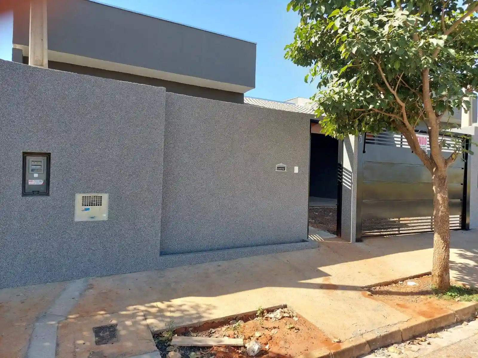 Casa com 3 quartos à venda, 106m² — foto 2 de 16