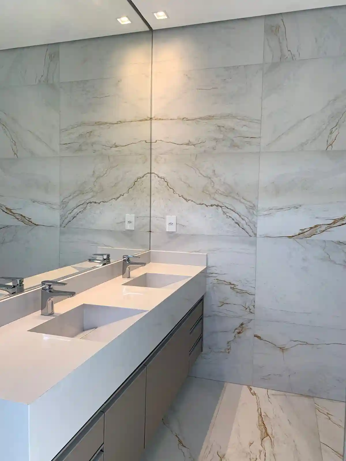 Casa de Condomínio com 3 quartos à venda, 377m² — foto 33 de 38