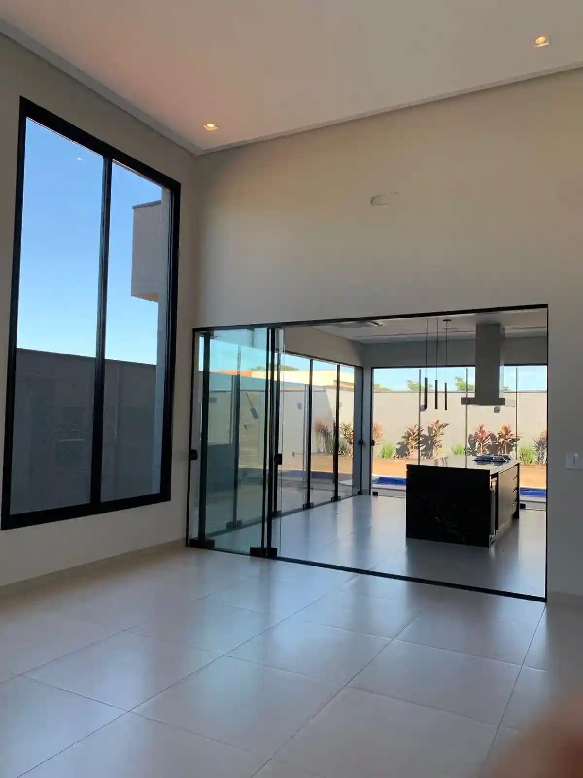 Casa de Condomínio com 3 quartos à venda, 377m² — foto 4 de 38
