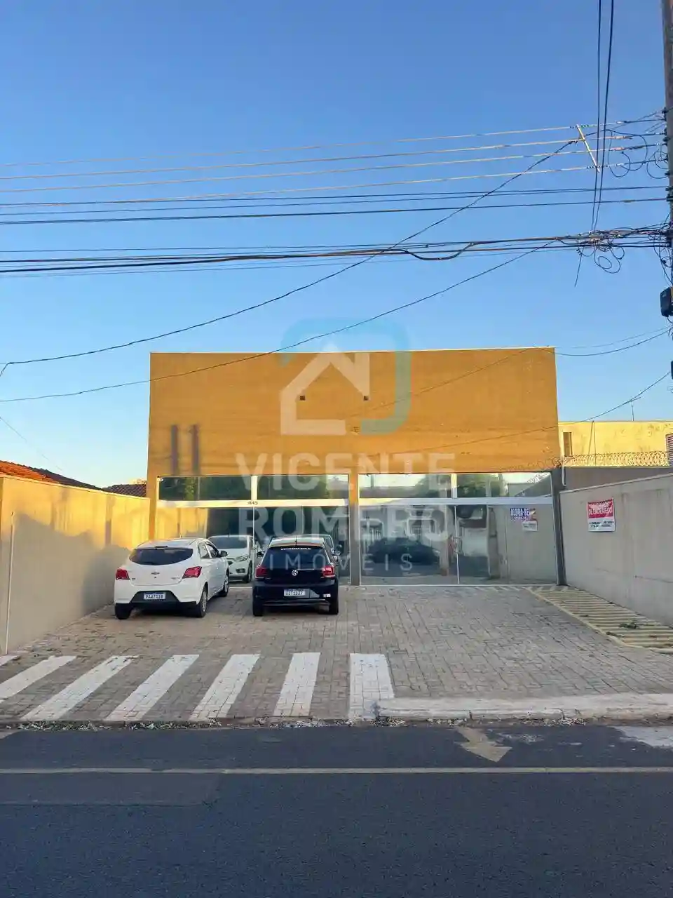 Loja / Salão / Ponto Comercial  para aluguel, 100m² — foto 1 de 13