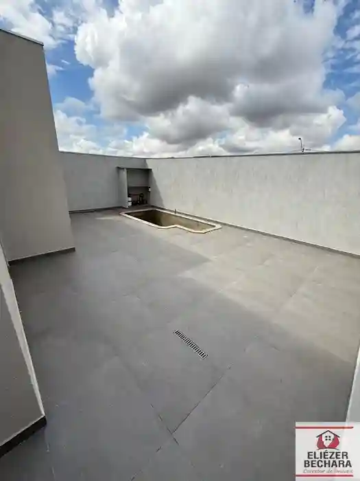 Casa com 3 quartos à venda, 105m² — foto 17 de 18