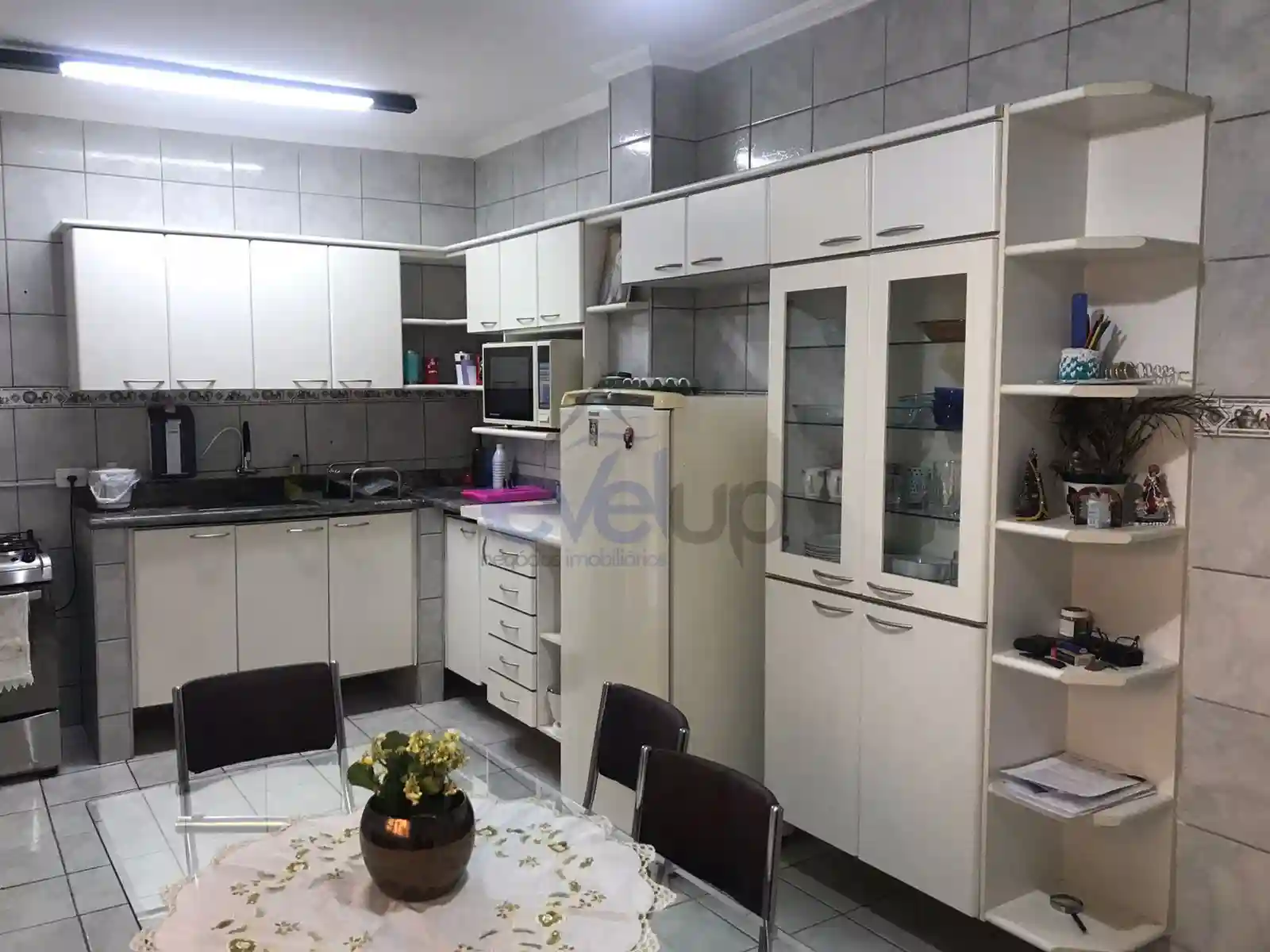 Casa Comercial com 3 quartos à venda, 130m² — foto 4 de 22