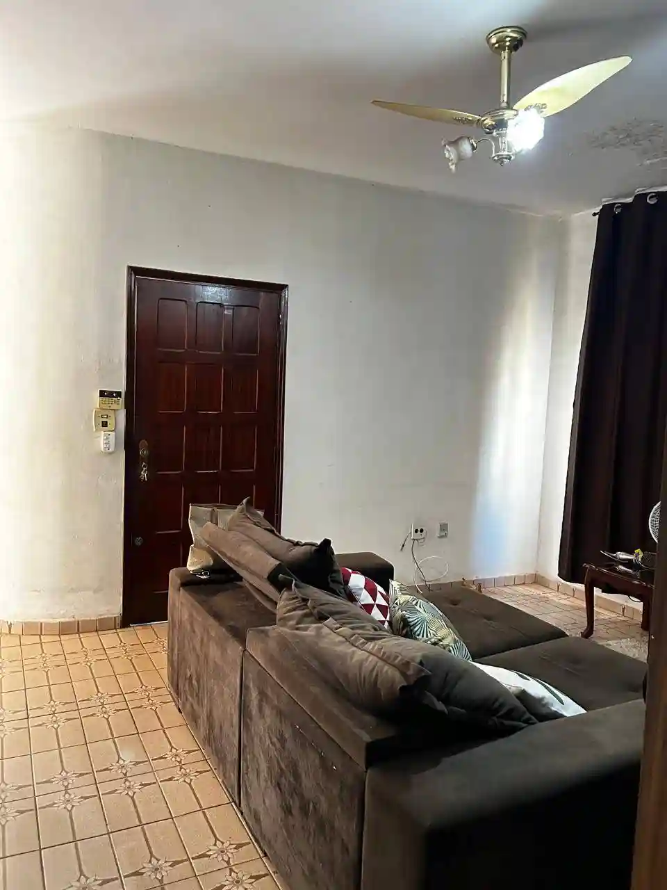 Casa com 3 quartos à venda, 160m² — foto 2 de 15