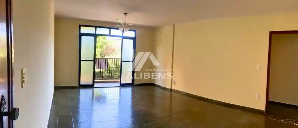 Apartamento com 3 quartos à venda, 108m² — foto 1 de 9