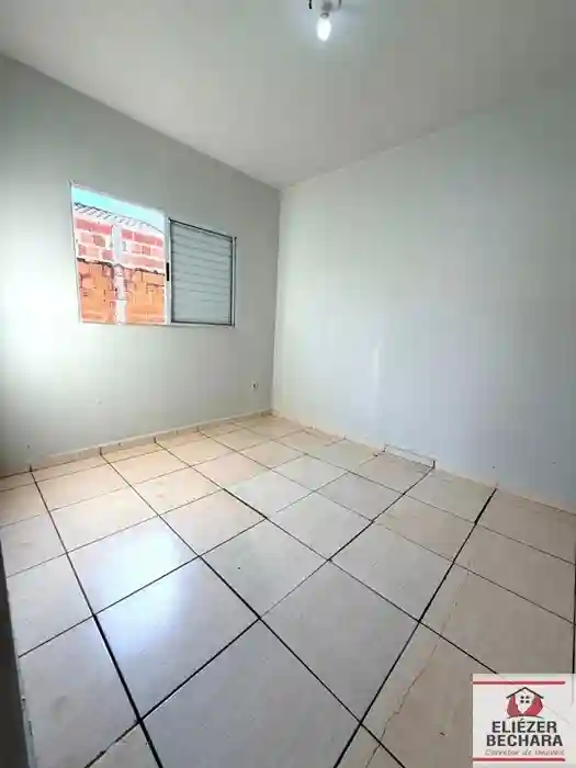 Casa com 2 quartos à venda, 58m² — foto 3 de 8