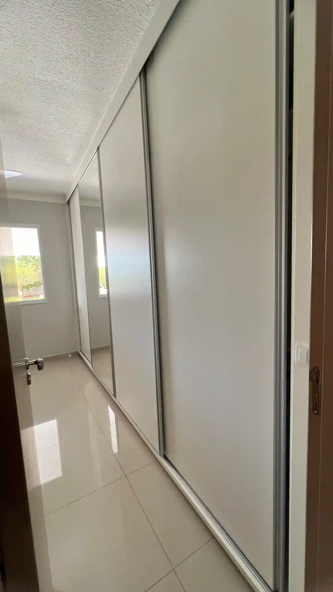 Casa de Condomínio com 3 quartos à venda, 98m² — foto 4 de 19