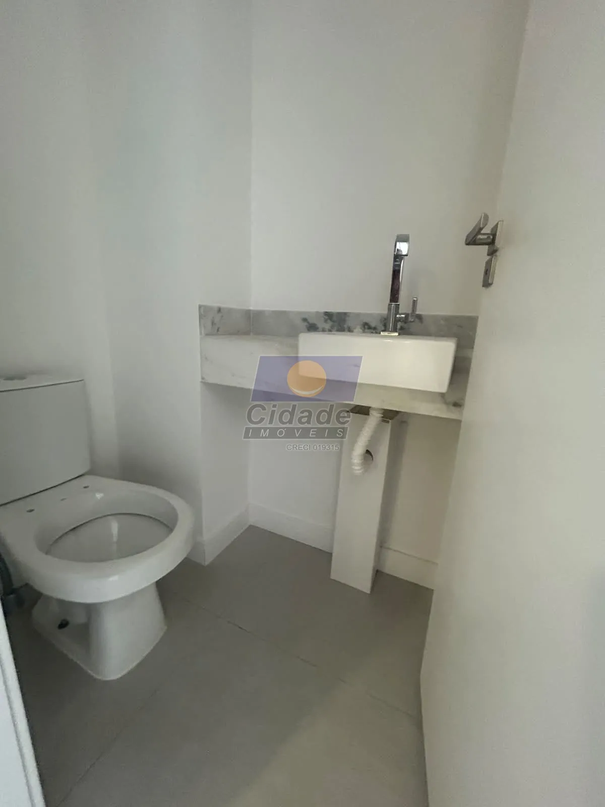 Apartamento com 3 quartos à venda, 108m² — foto 10 de 10