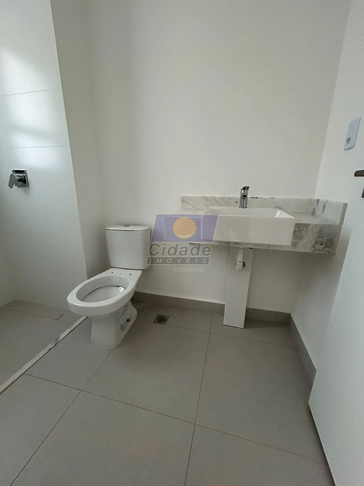 Apartamento com 3 quartos à venda, 108m² — foto 9 de 10