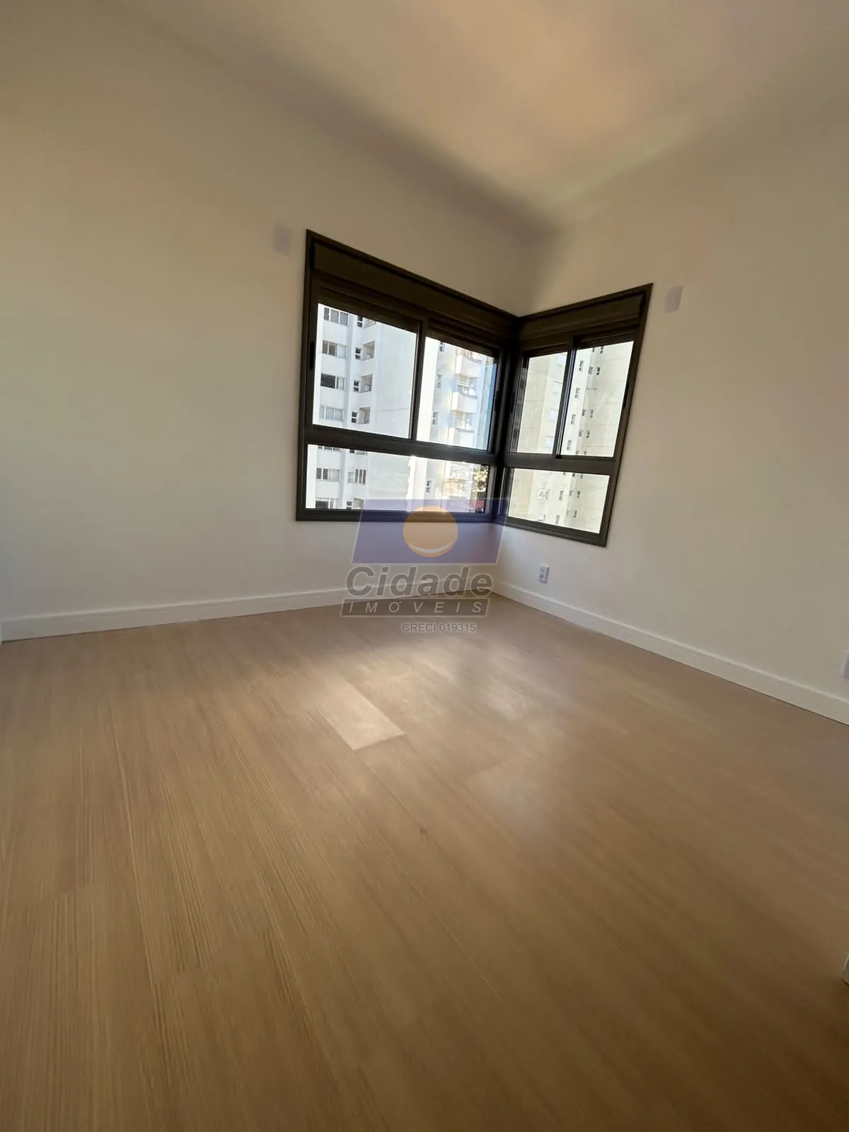 Apartamento com 3 quartos à venda, 108m² — foto 4 de 10