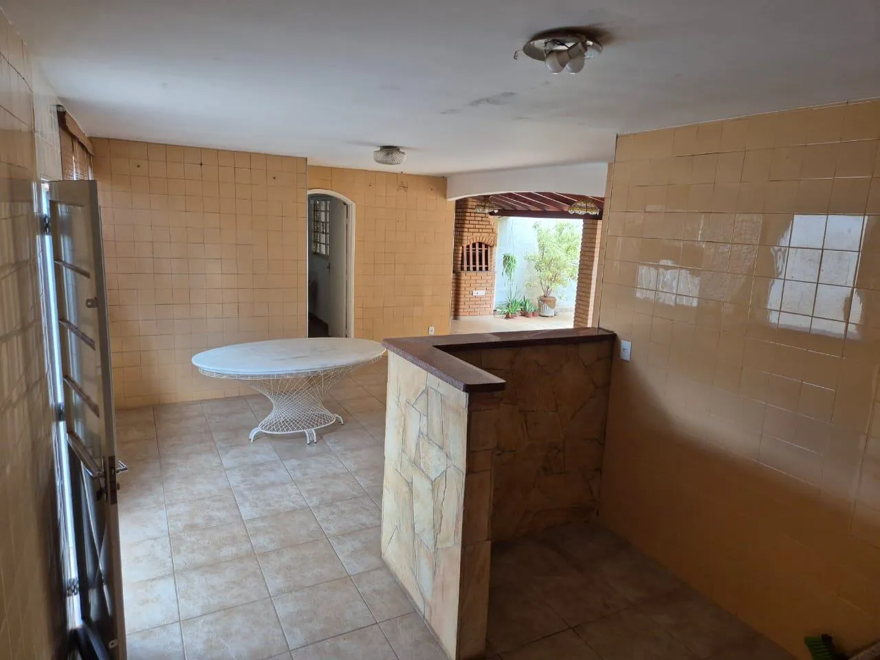 Casa com 3 quartos à venda, 360m² — foto 5 de 17