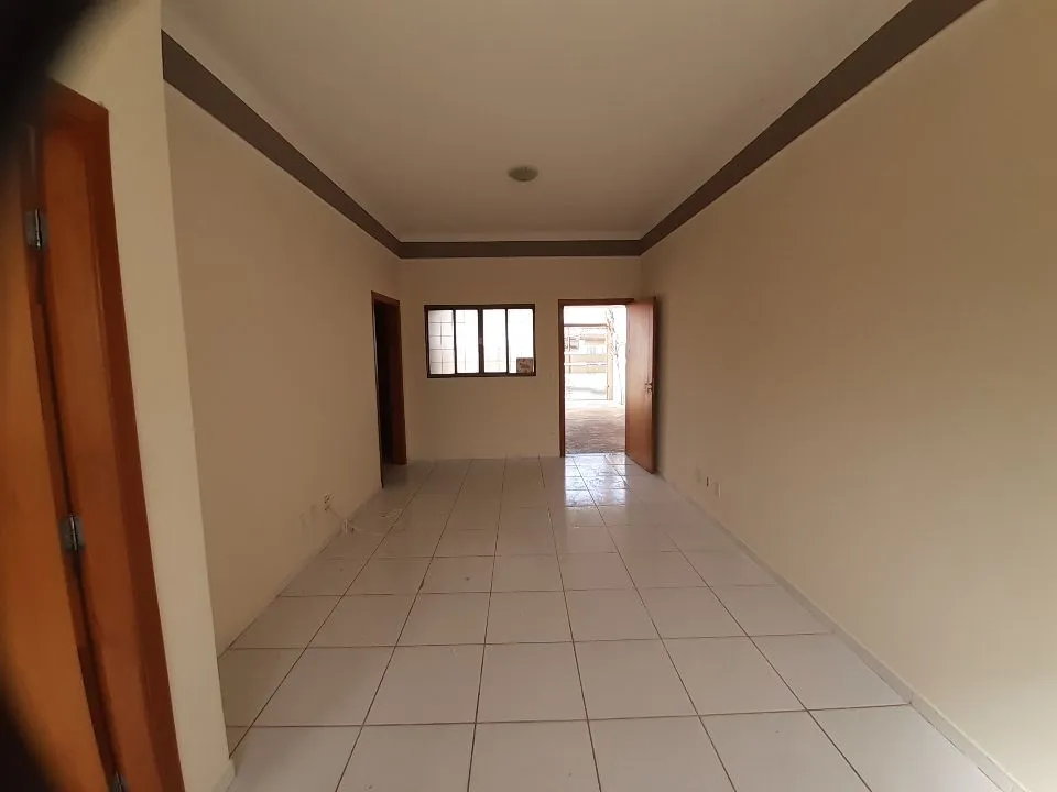 Casa à venda — foto 9 de 12