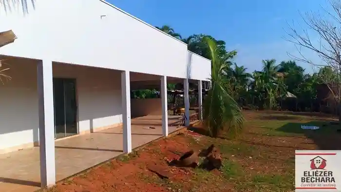Fazenda / Sítio / Chácara com 2 quartos à venda, 1000m² — foto 2 de 23