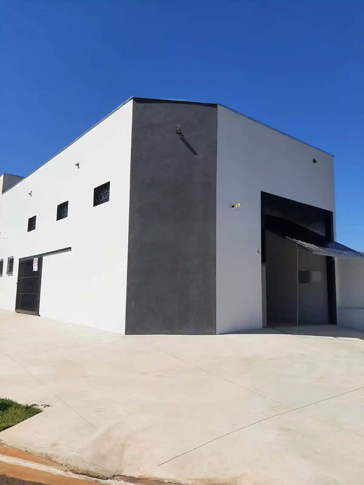 Loja / Salão / Ponto Comercial  para aluguel, 120m² — foto 2 de 8