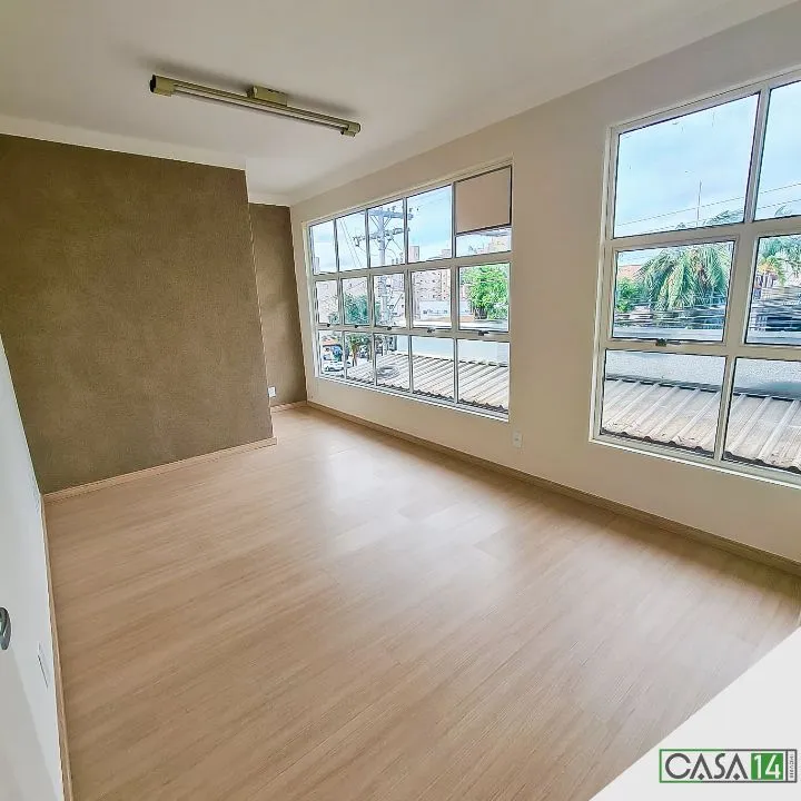 Loja / Salão / Ponto Comercial para aluguel — foto 2 de 2