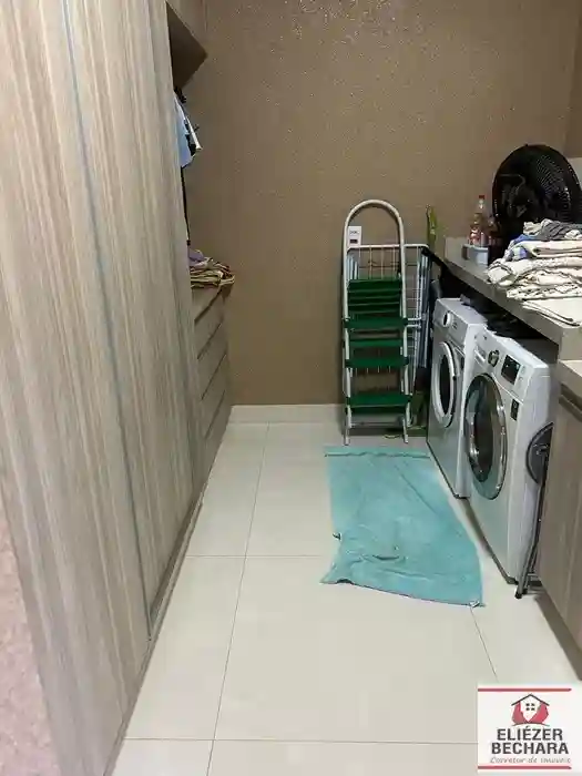 Casa de Condomínio com 3 quartos à venda, 220m² — foto 14 de 16