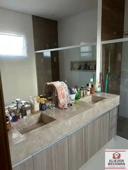 Casa de Condomínio com 3 quartos à venda, 220m² — foto 12 de 16