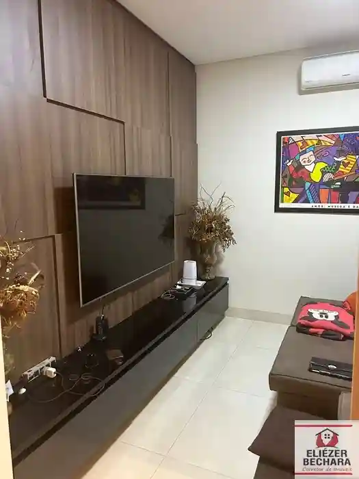 Casa de Condomínio com 3 quartos à venda, 220m² — foto 2 de 16