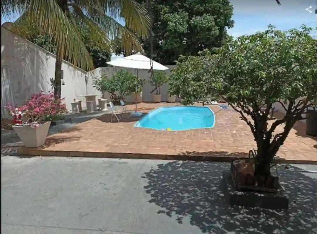 Casa com 4 quartos à venda, 210m² — foto 1 de 7