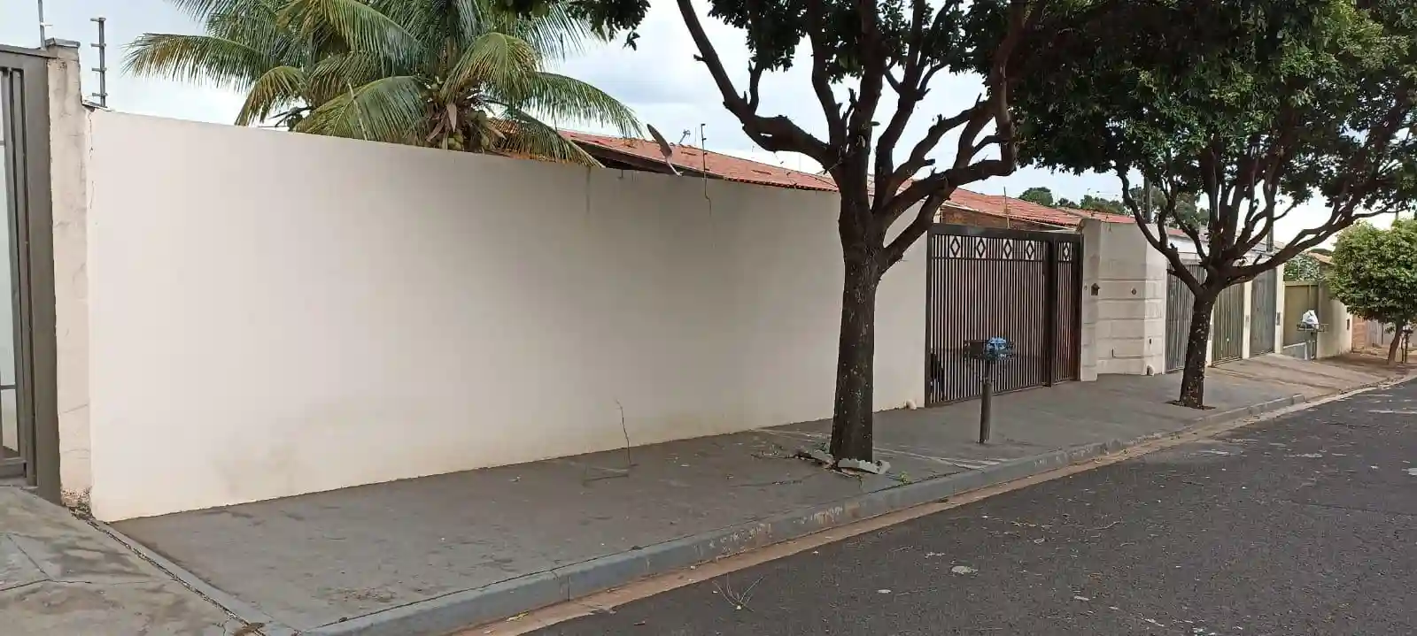 Casa com 4 quartos à venda, 210m² — foto 3 de 7