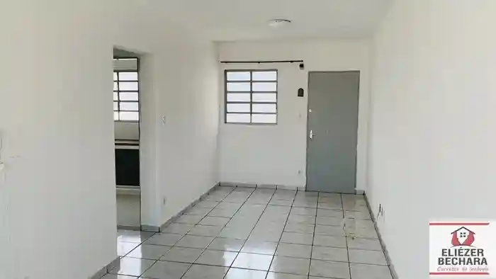 Apartamento com 2 quartos à venda, 70m² — foto 2 de 26