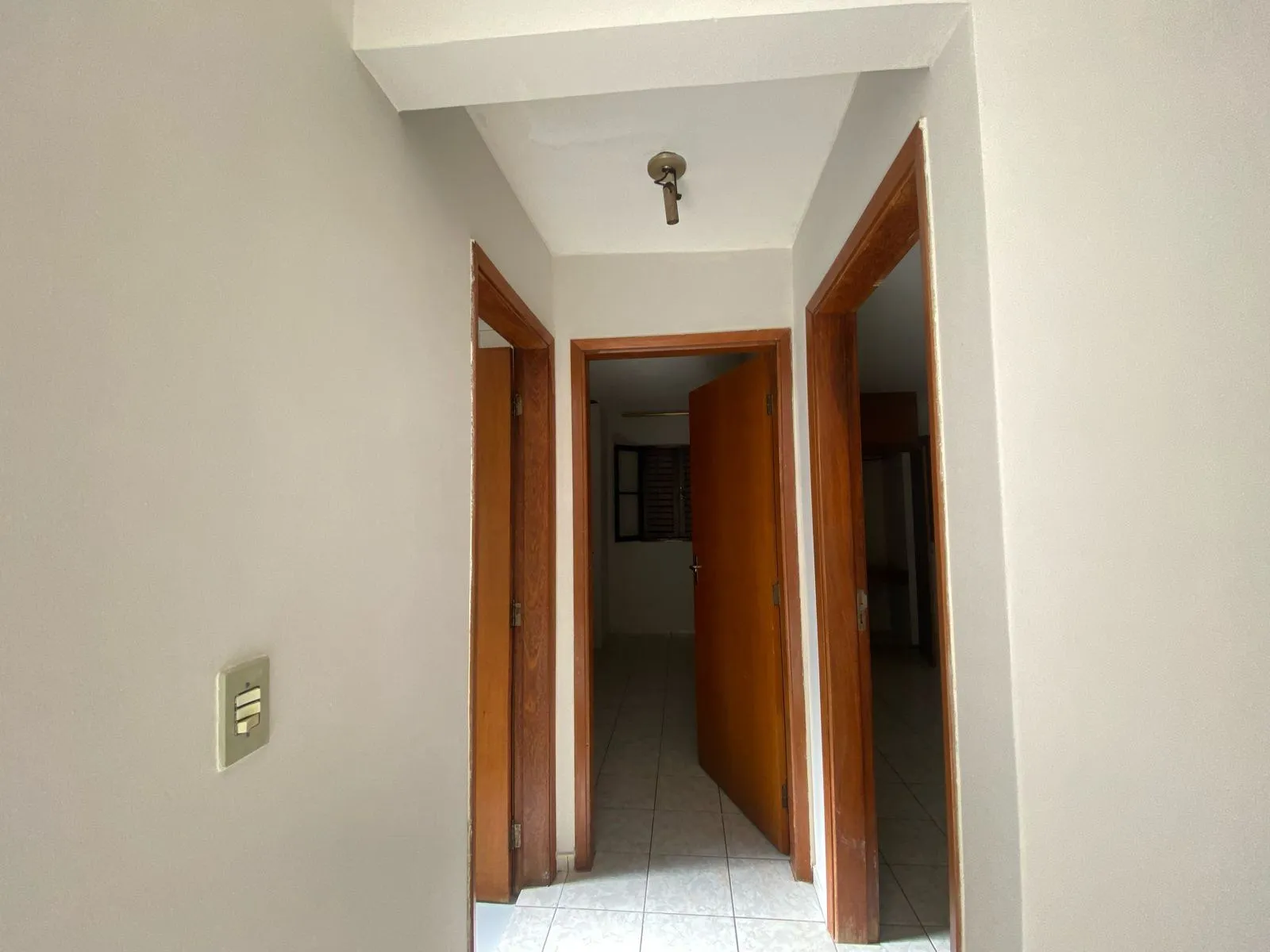 Apartamento com 2 quartos para aluguel, 60m² — foto 2 de 7