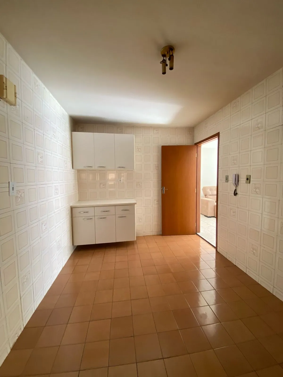 Apartamento com 2 quartos para aluguel, 60m² — foto 6 de 7