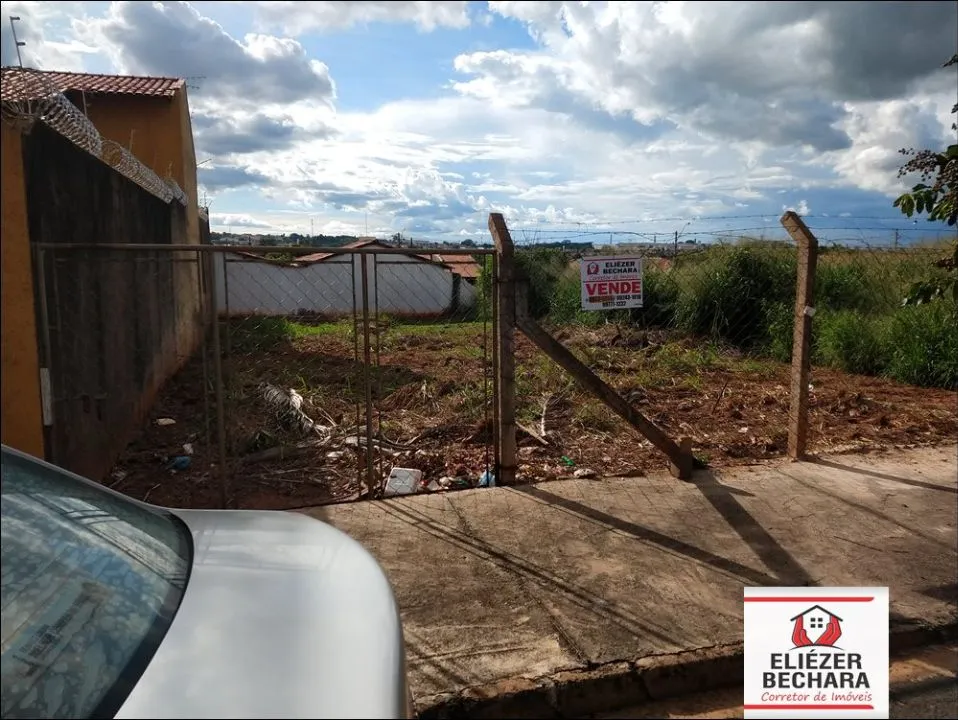 Terreno / Lote / Condomínio à venda — foto 1 de 1