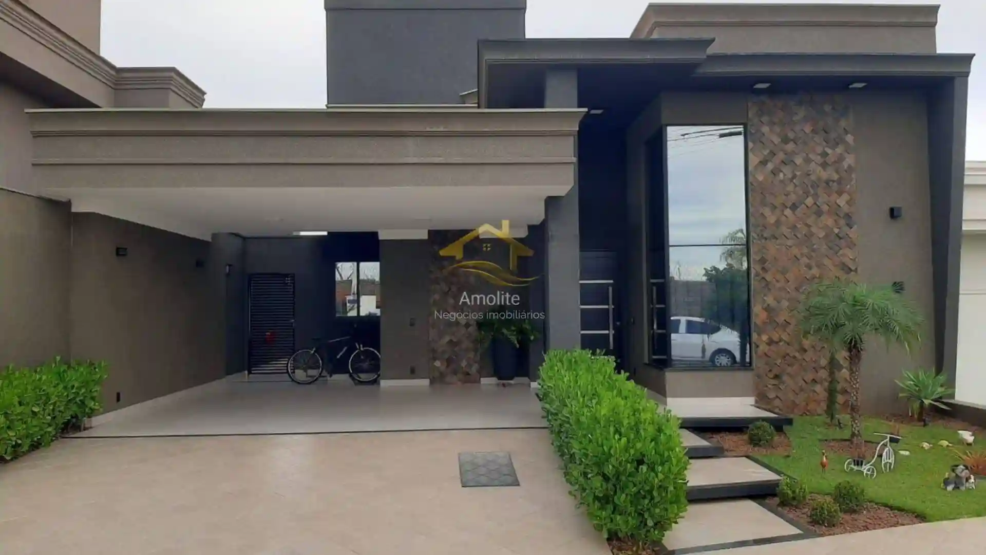 Casa de Condomínio com 3 quartos à venda, 253m² — foto 1 de 29