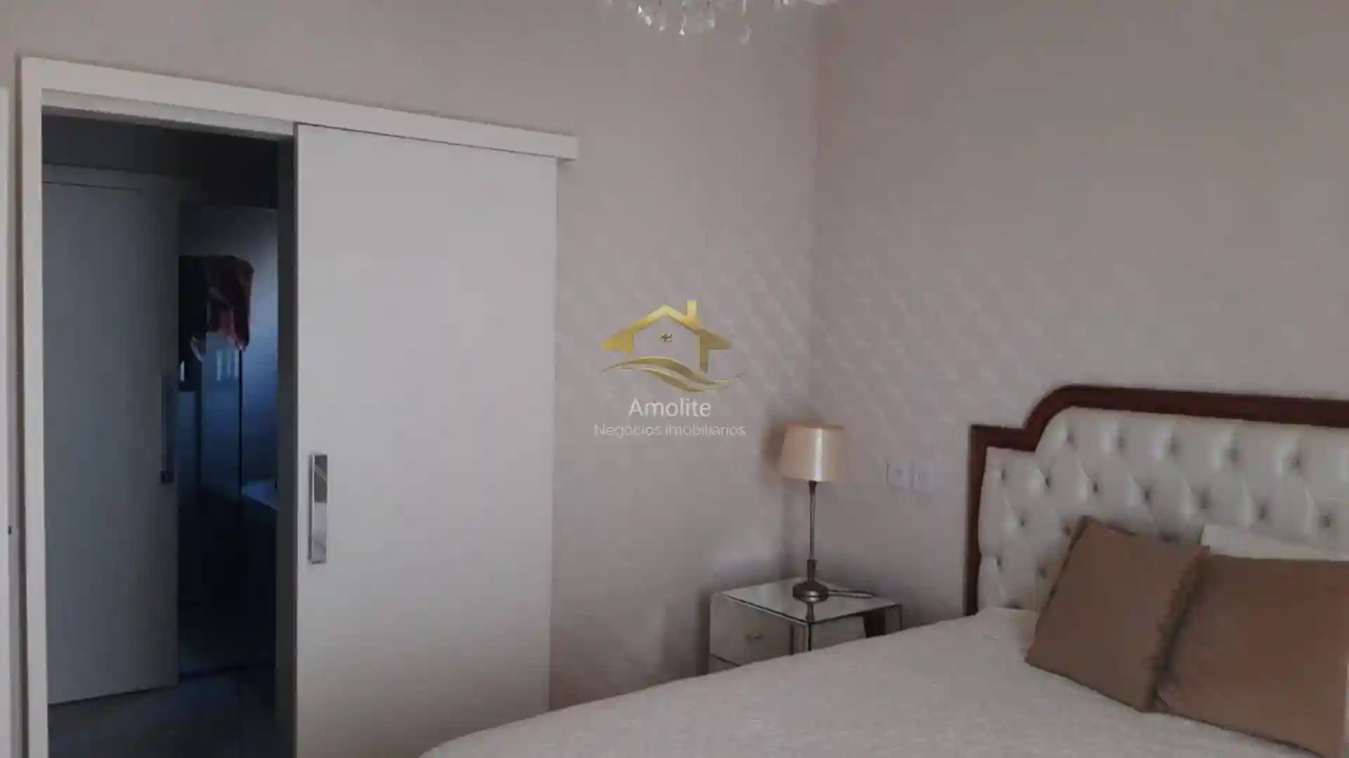Casa de Condomínio com 3 quartos à venda, 253m² — foto 14 de 29