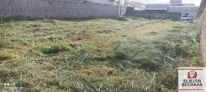 Terreno / Lote / Condomínio  à venda, 672m² — foto 1 de 1