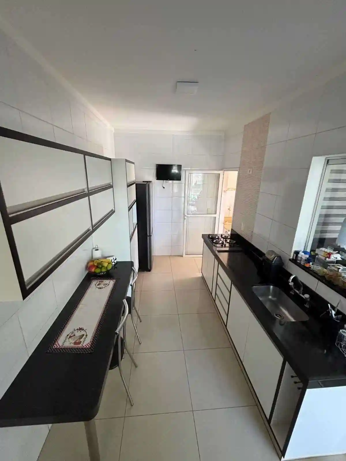 Casa de Condomínio com 3 quartos à venda, 220m² — foto 21 de 36