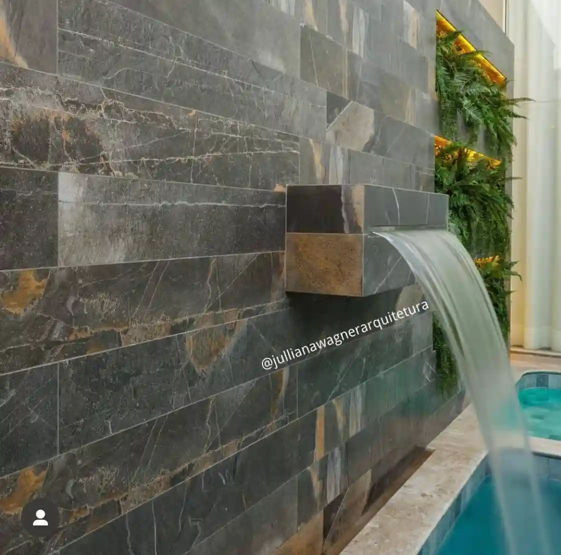 Casa de Condomínio com 3 quartos à venda, 220m² — foto 18 de 36