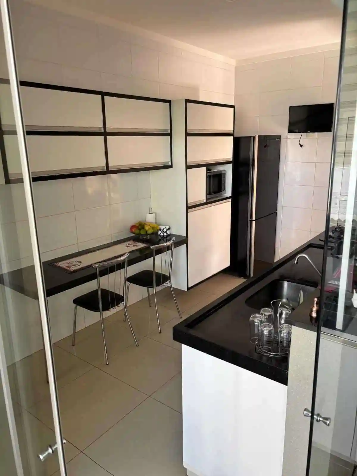 Casa de Condomínio com 3 quartos à venda, 220m² — foto 22 de 36