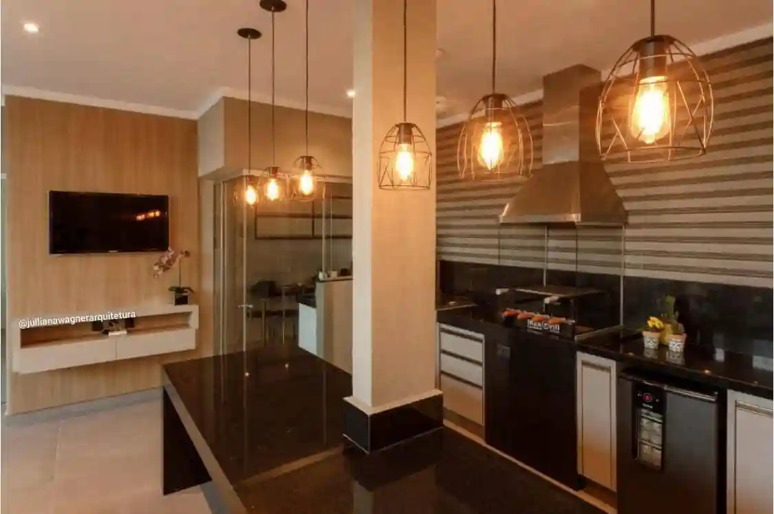 Casa de Condomínio com 3 quartos à venda, 220m² — foto 13 de 36