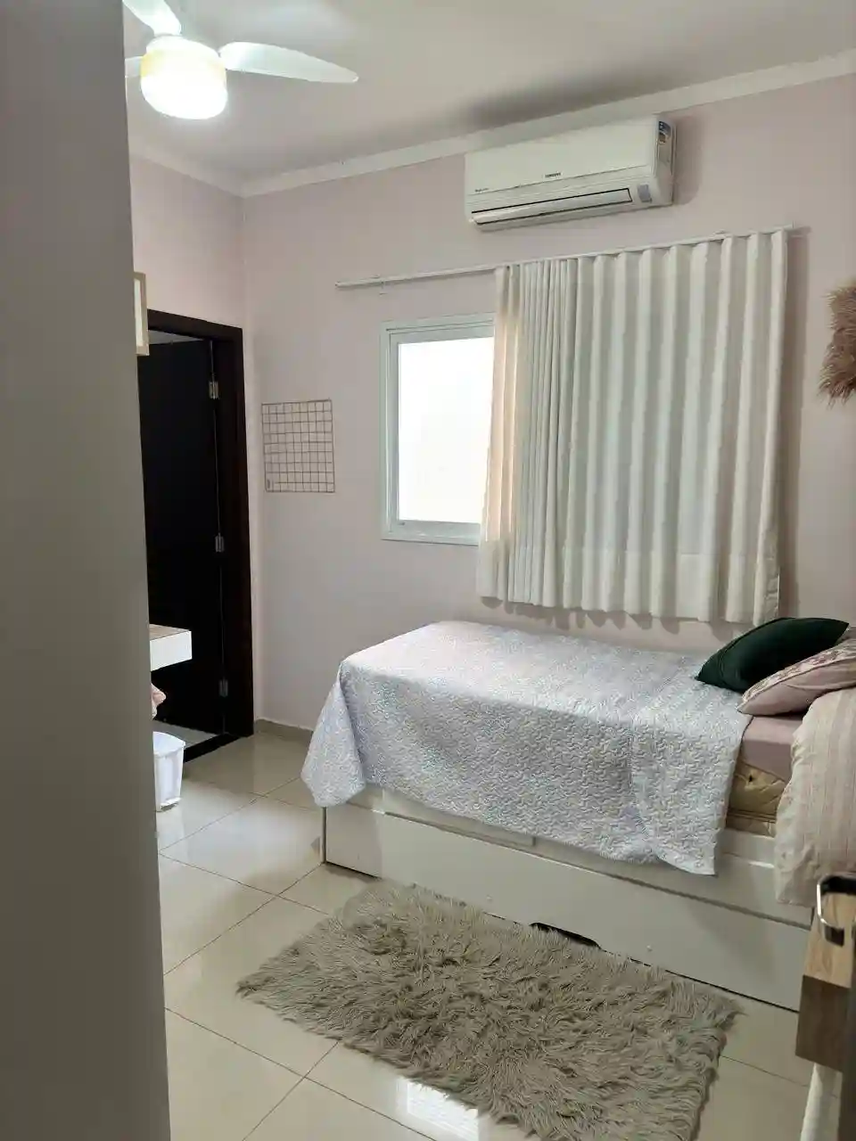 Casa de Condomínio com 3 quartos à venda, 220m² — foto 24 de 36