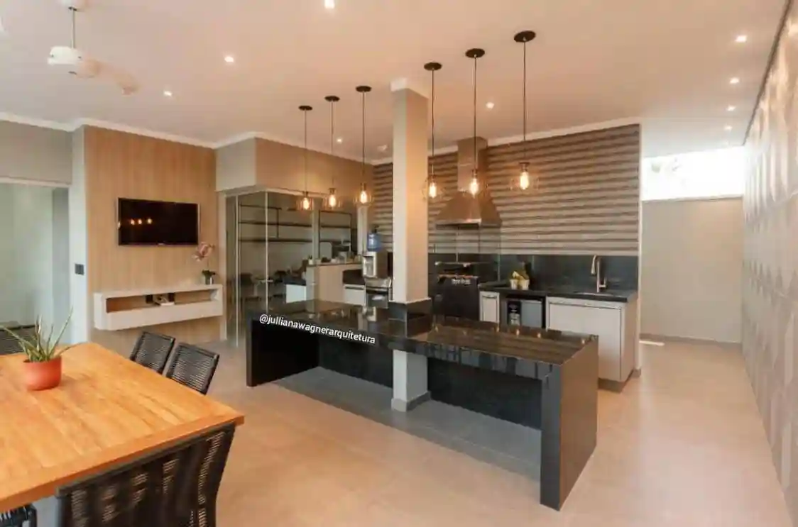 Casa de Condomínio com 3 quartos à venda, 220m² — foto 11 de 36
