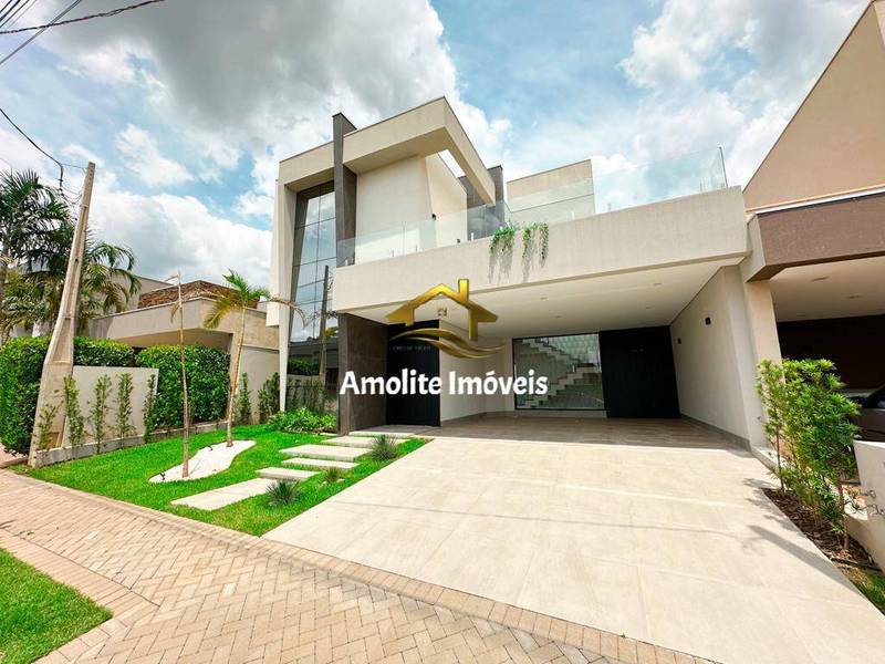 Casa de Condomínio com 4 quartos à venda, 270m² — foto 2 de 26