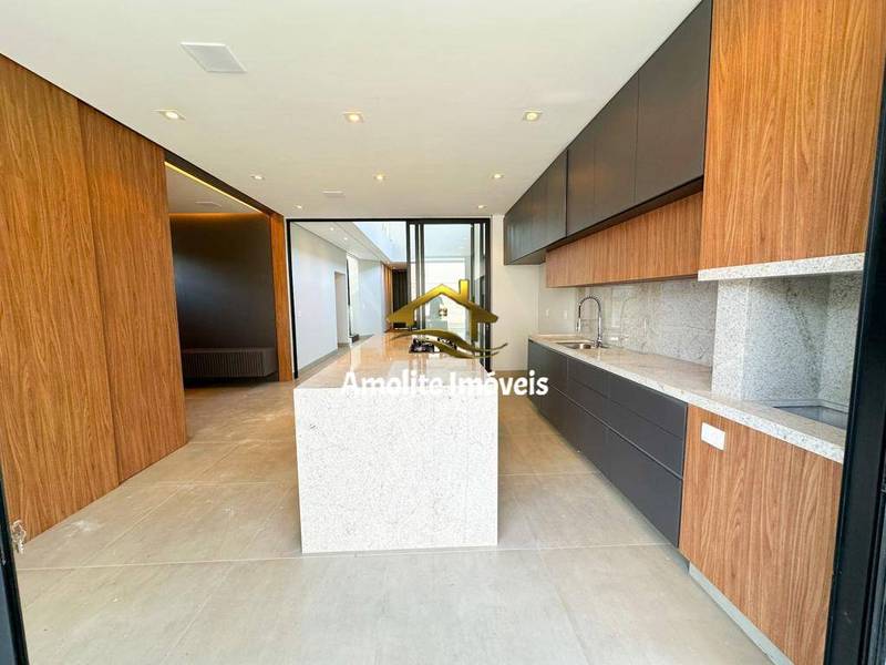 Casa de Condomínio com 4 quartos à venda, 270m² — foto 8 de 26