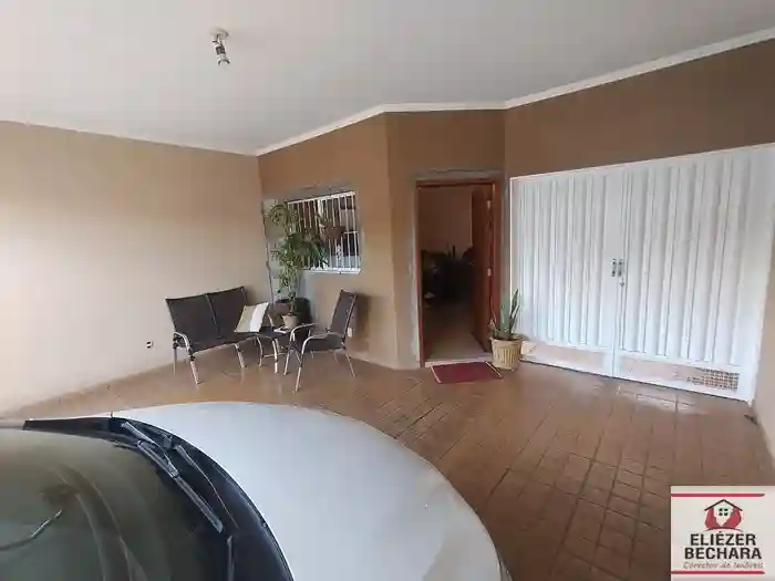 Casa com 3 quartos à venda, 190m² — foto 33 de 37