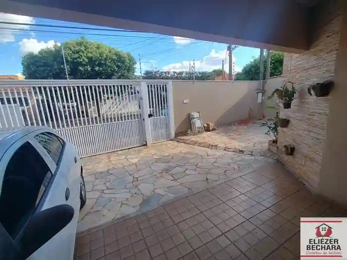 Casa com 3 quartos à venda, 190m² — foto 28 de 37