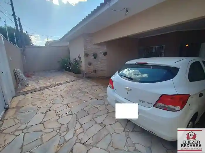 Casa com 3 quartos à venda, 190m² — foto 31 de 37