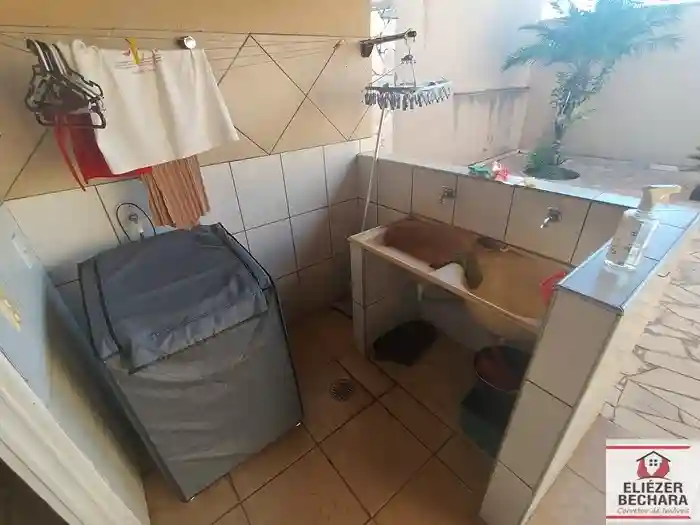 Casa com 3 quartos à venda, 190m² — foto 9 de 37
