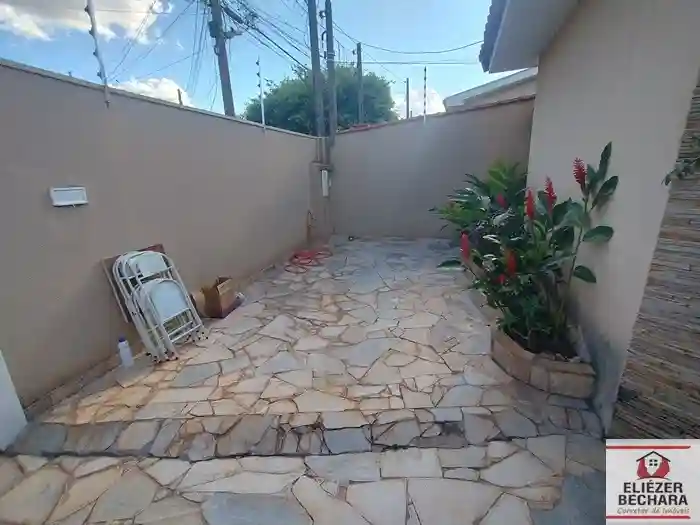 Casa com 3 quartos à venda, 190m² — foto 32 de 37
