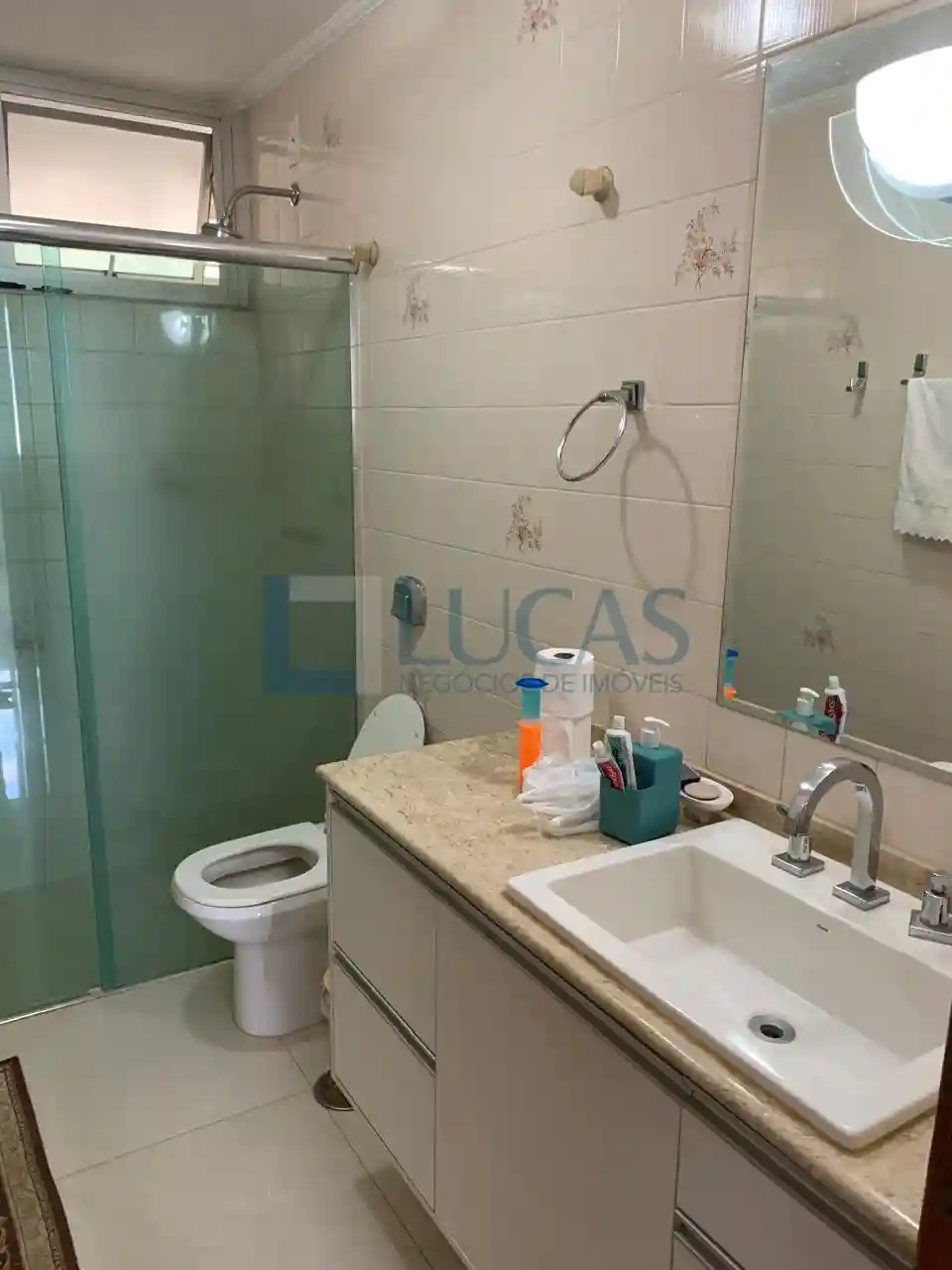 Apartamento com 4 quartos à venda, 178m² — foto 2 de 10