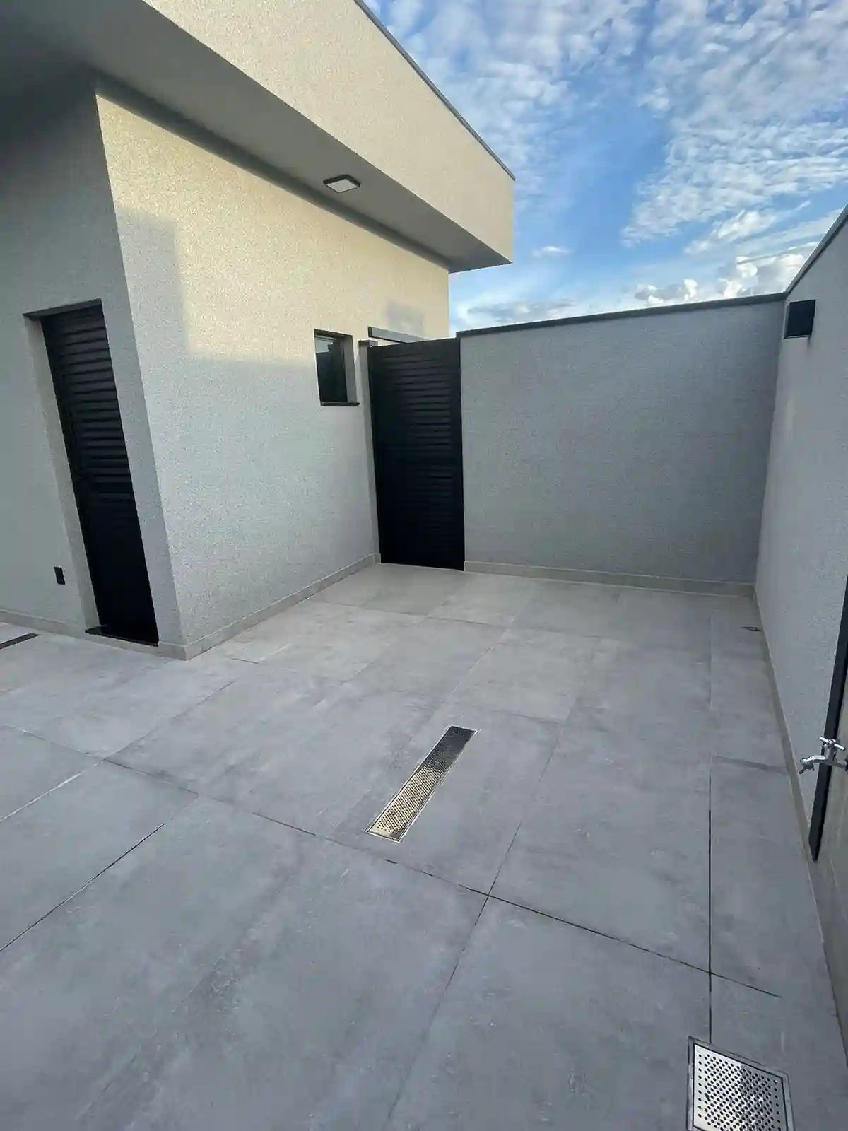 Casa de Condomínio com 3 quartos à venda, 220m² — foto 14 de 30