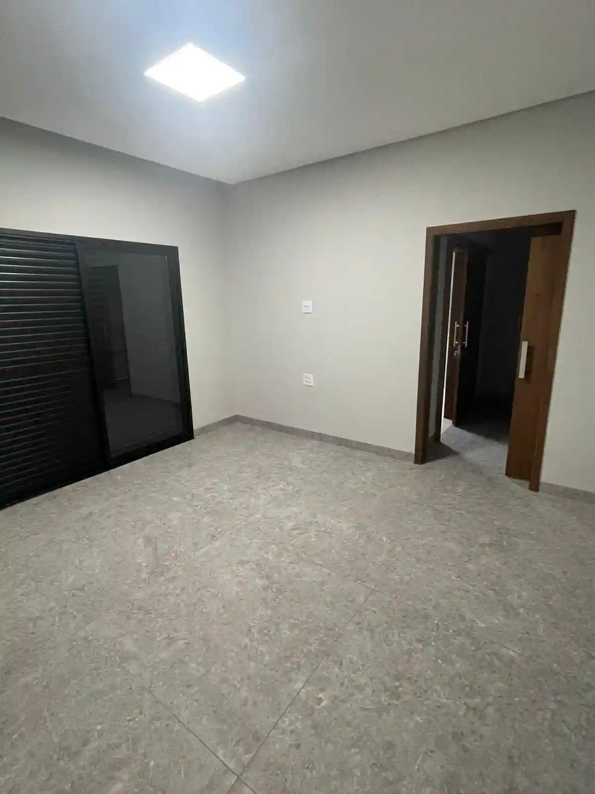 Casa de Condomínio com 3 quartos à venda, 220m² — foto 7 de 30