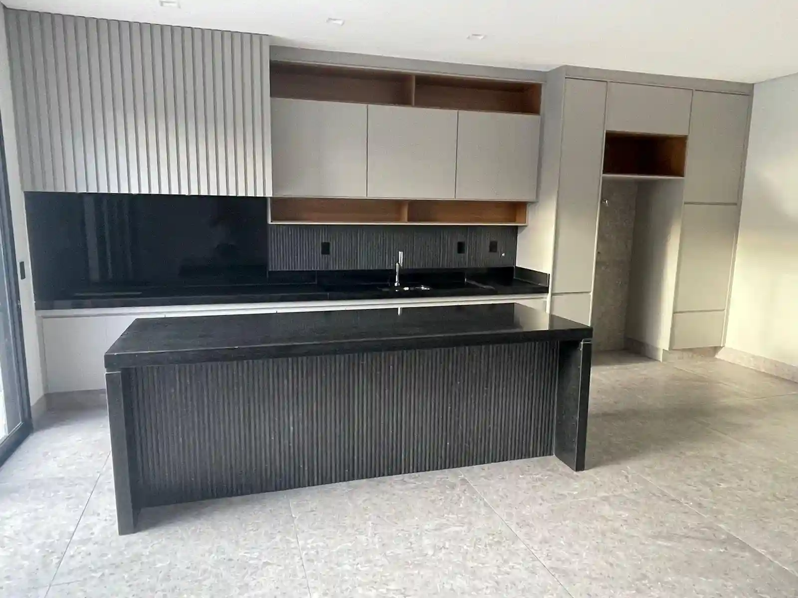 Casa de Condomínio com 3 quartos à venda, 220m² — foto 17 de 30
