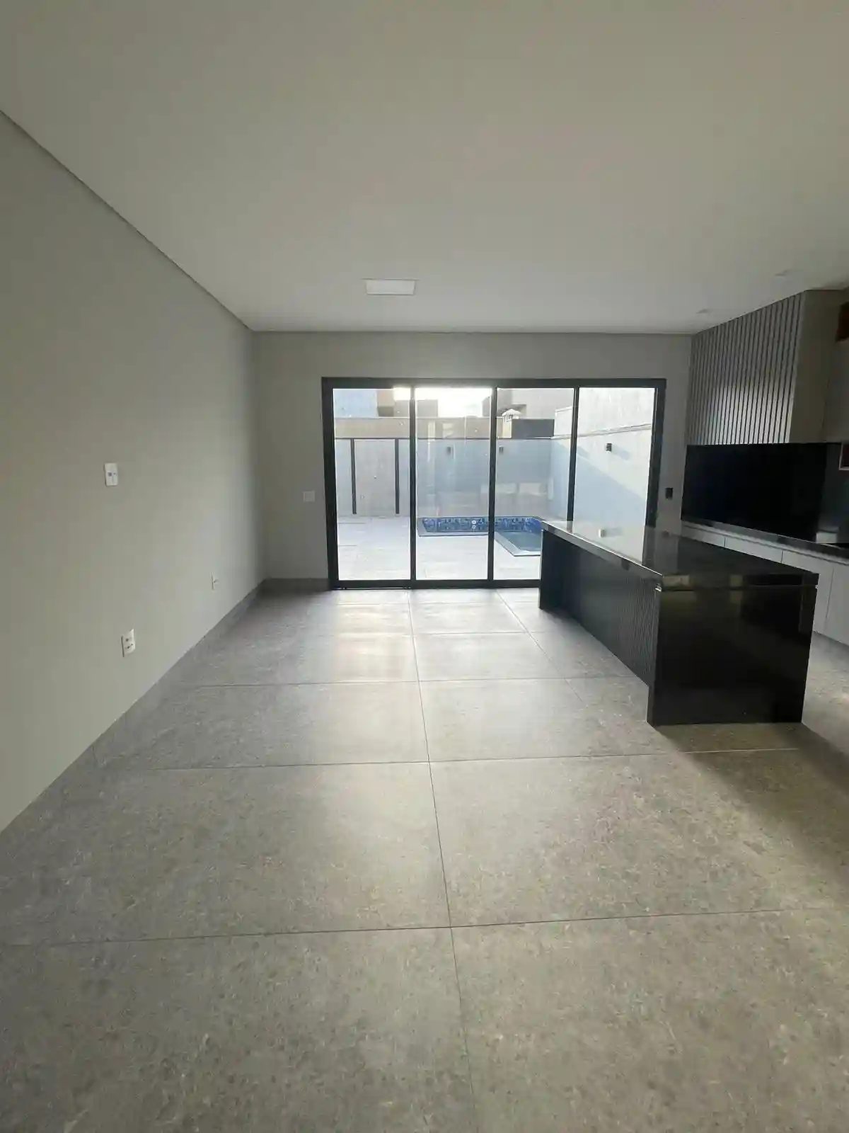 Casa de Condomínio com 3 quartos à venda, 220m² — foto 10 de 30