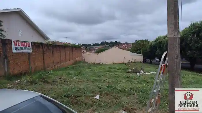 Terreno / Lote / Condomínio  à venda, 450m² — foto 2 de 4