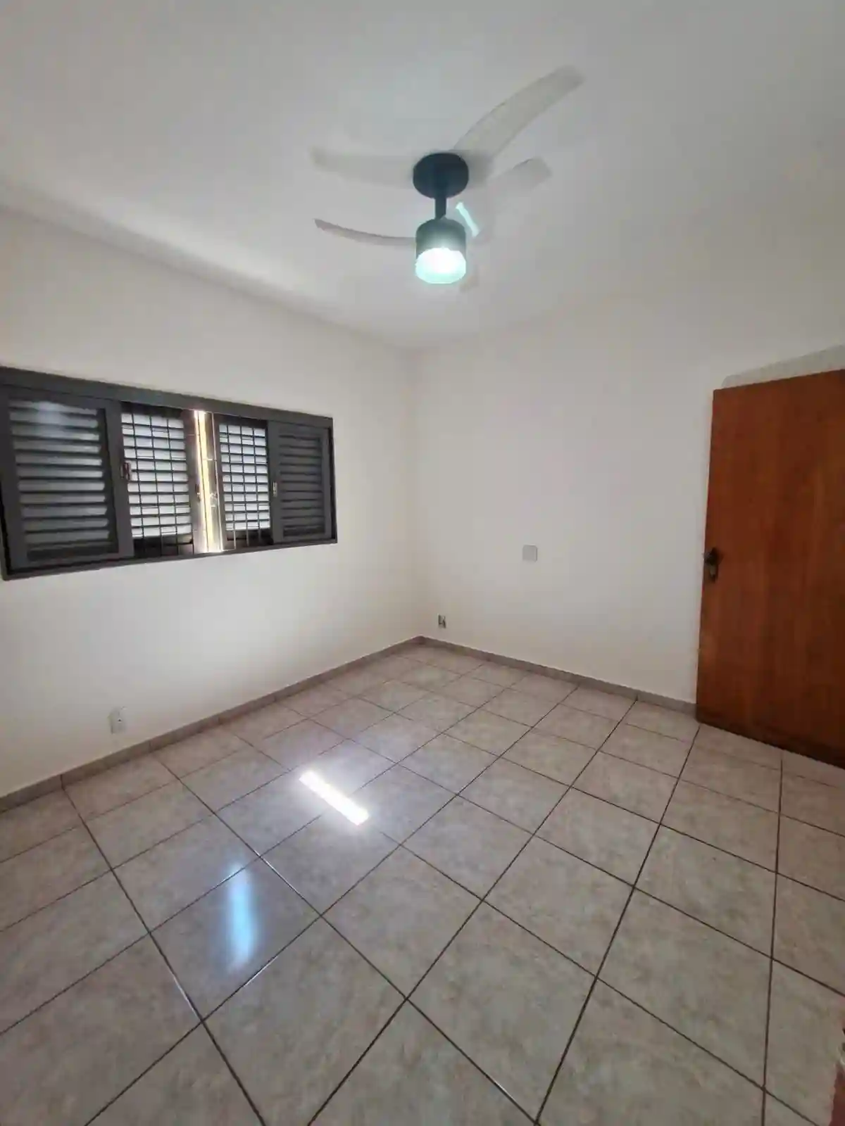 Casa com 3 quartos à venda, 360m² — foto 8 de 25